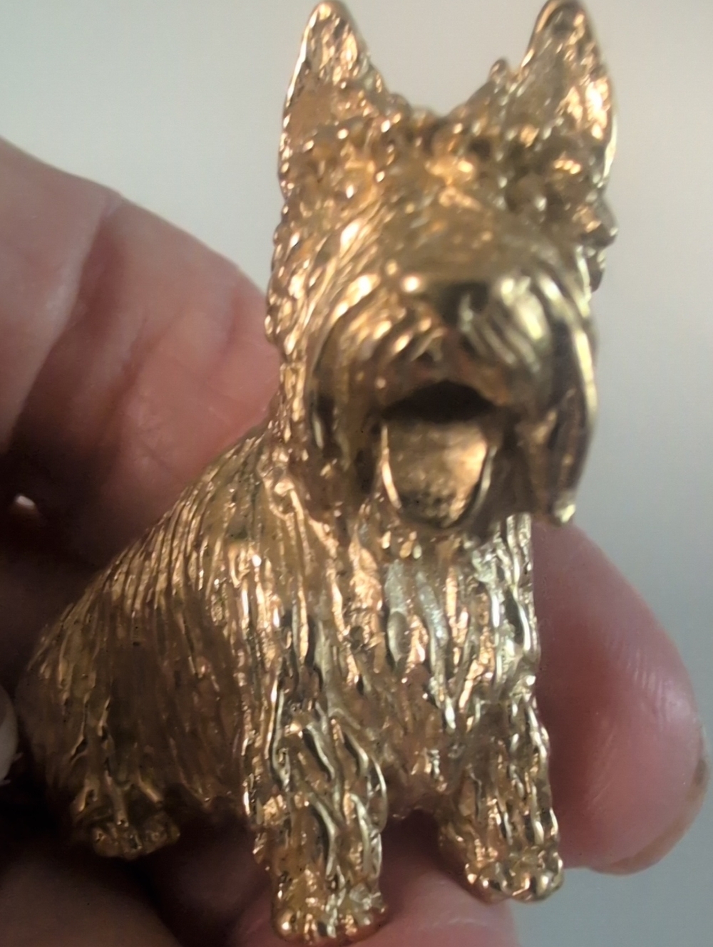 Vtg Crown Trifari Gold Tone Scottie Dog   Brooch - Picture 5 of 5